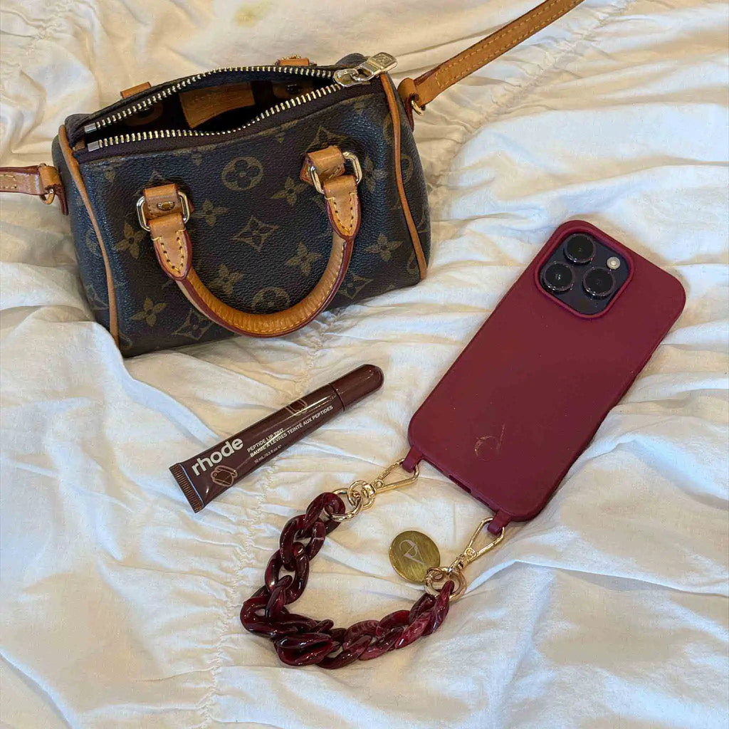 Soft Touch Case with rings "Cherry Noir" - Burgundy